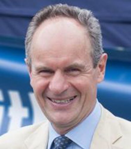 Iain Russell 0 188X215