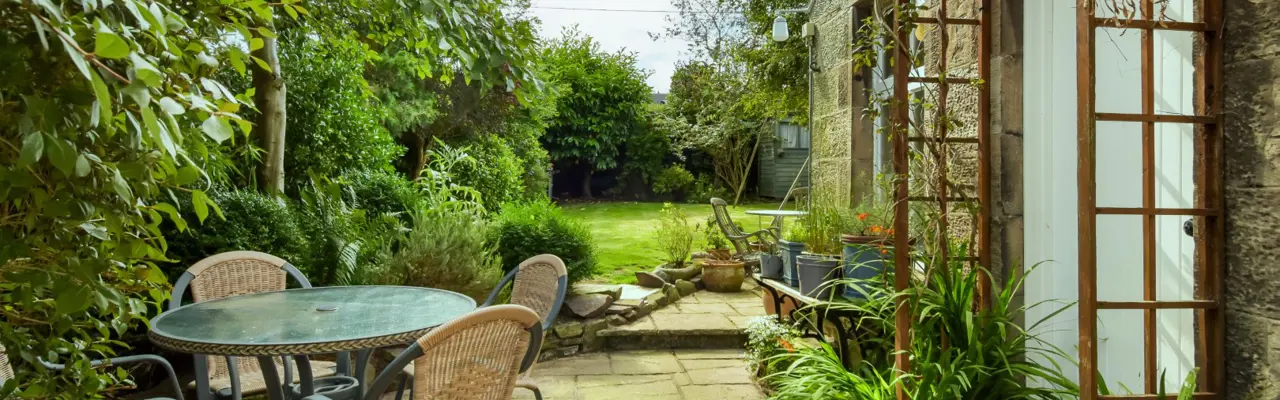 7 Tullylumb Terrace Patio (Large)